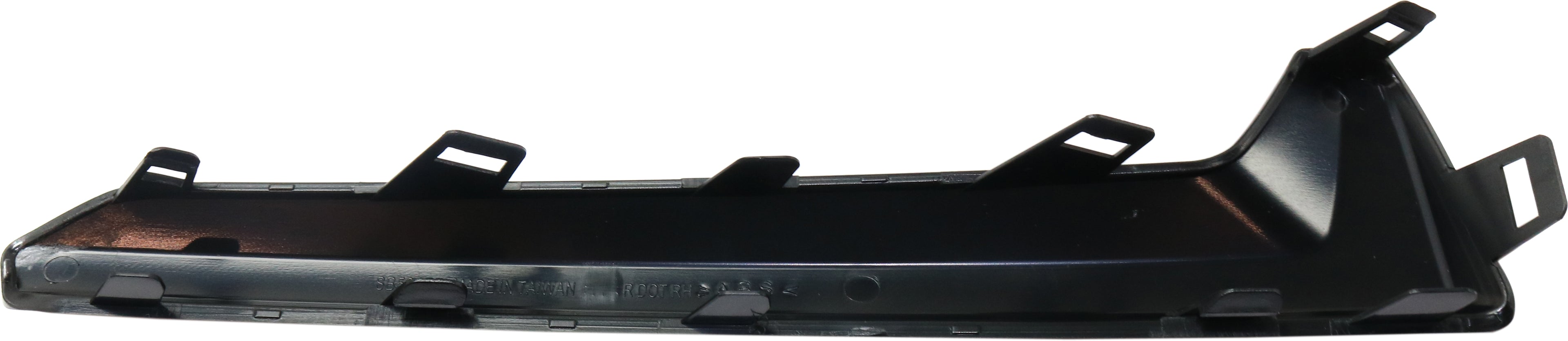 Textured Front Passenger Side Bumper Trim D28539