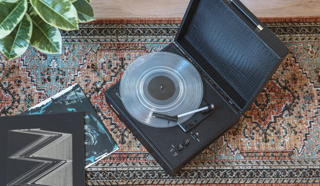 Vinyl Record Player with Bluetooth Speakers B732295