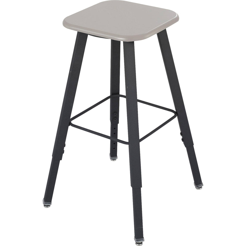 Adjustable Height Stool I42049