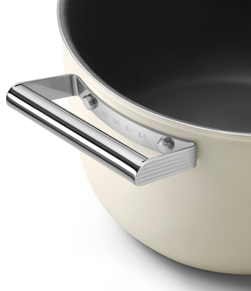 Cream 8-Quart Casserole Dish with Lid R5318
