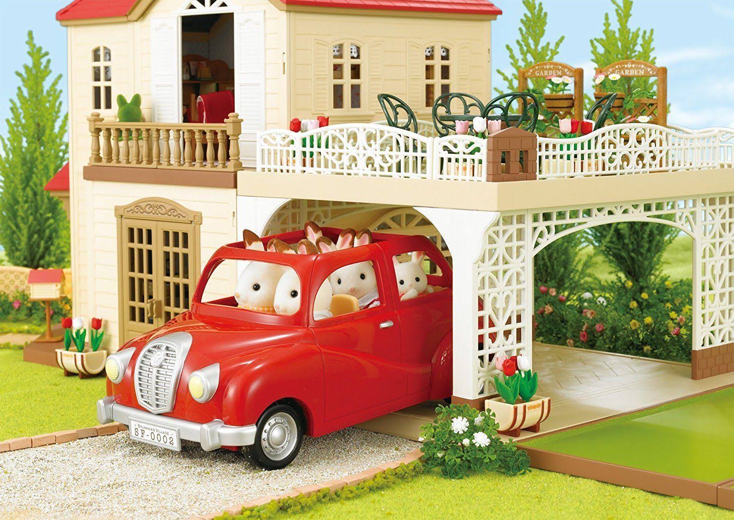 Large House with Carport Fence V126926