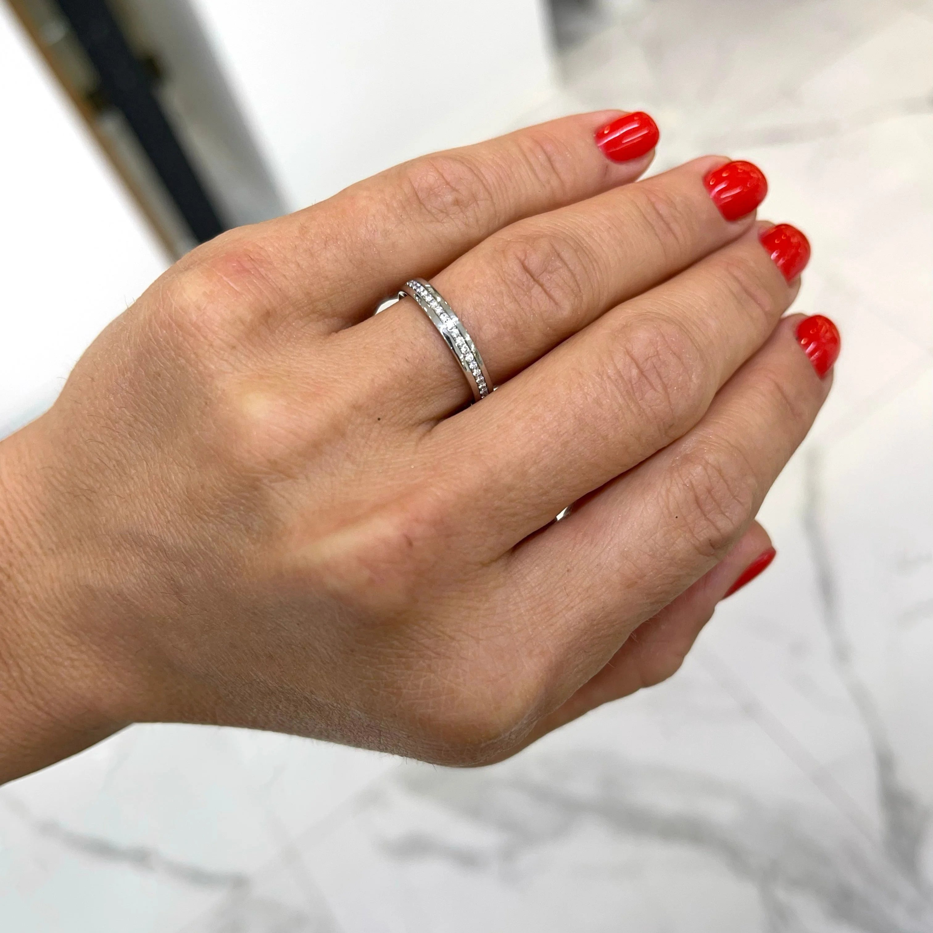 18K White Gold Diamond Wedding Band L57528