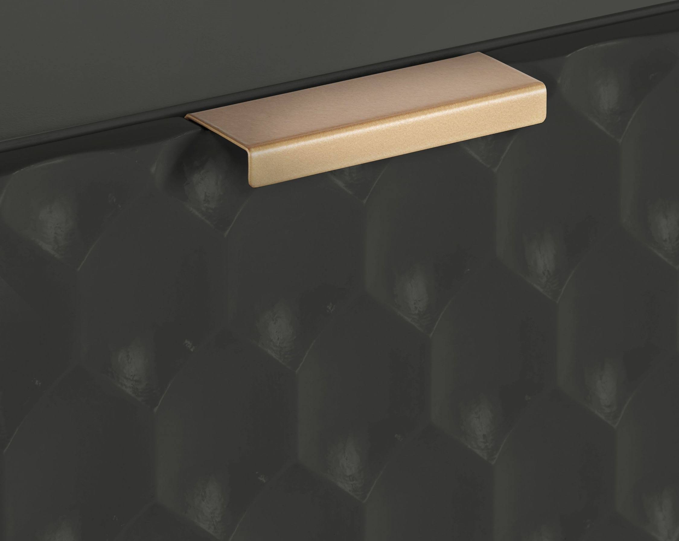 Glossy Black 1-Drawer Small Cabinet B322
