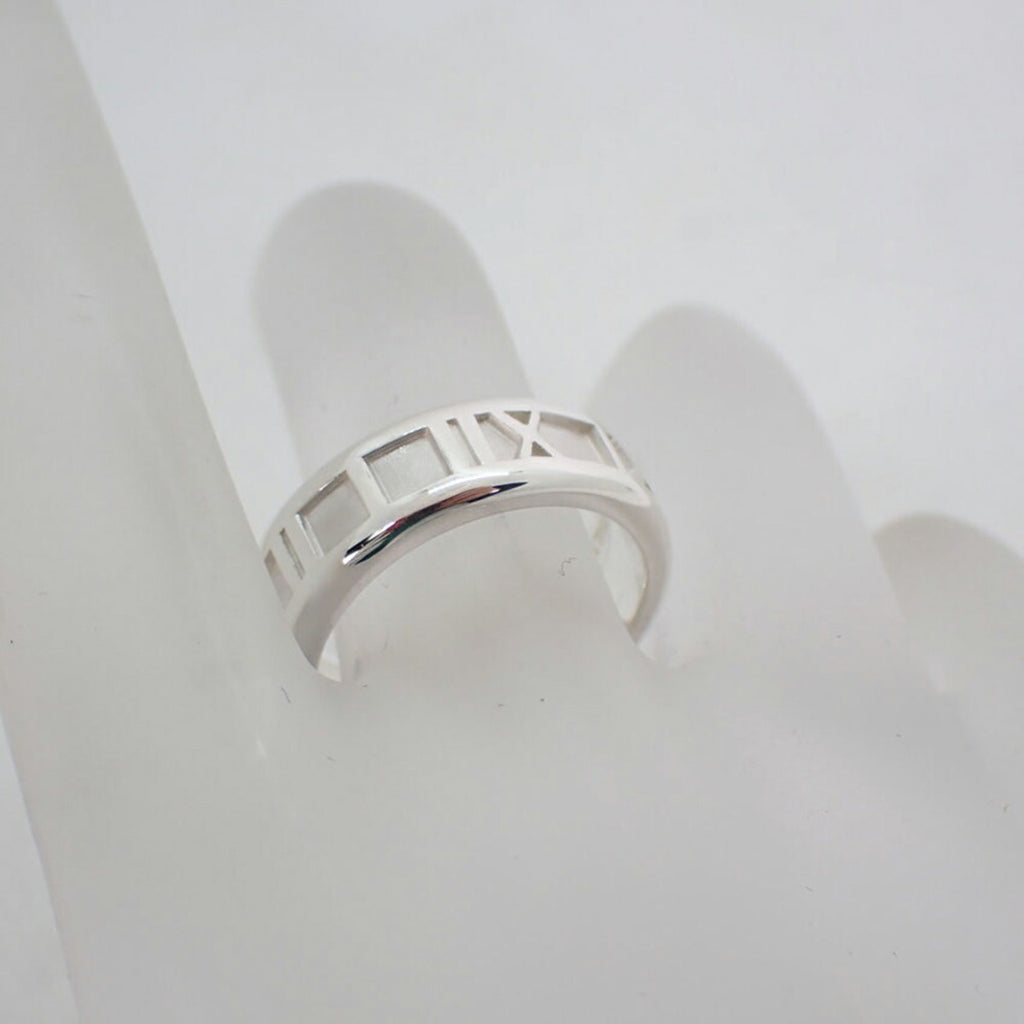 925 Silver Ring Size 12.5 G277