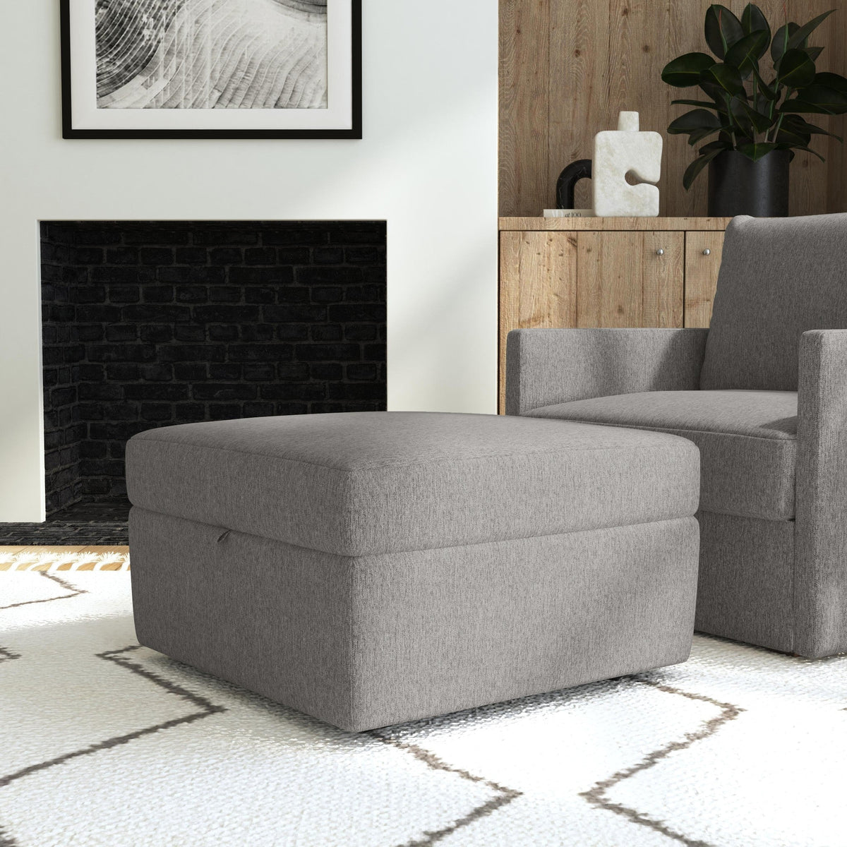 Pebble Ottoman with Storage O960
