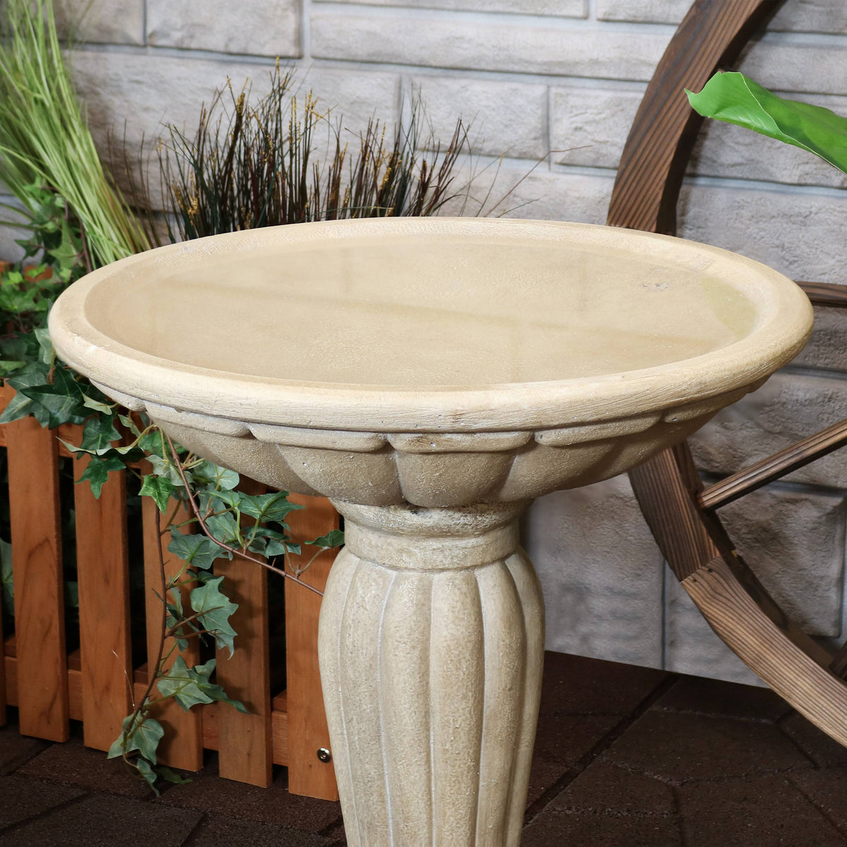 Grecian Reinforced Concrete Bird Bath - 16-inch T23086